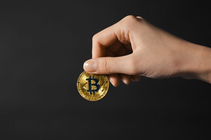 BITCOIN